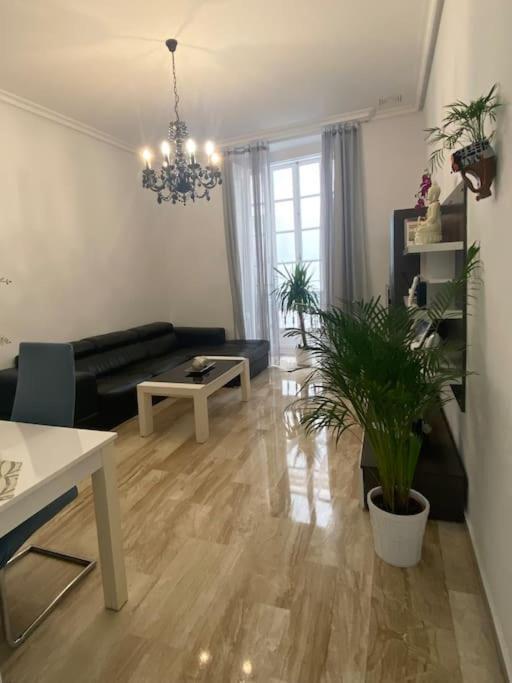 Casa Mina Cadis